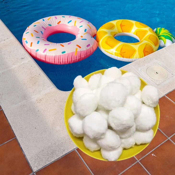 Kā baseina filtru bumbiņas uzlabo ūdens filtrēšanu salīdzinājumā ar tradicion...